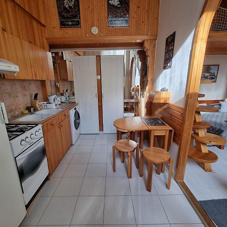 Little Cozy Apartman Miskolc Exterior foto