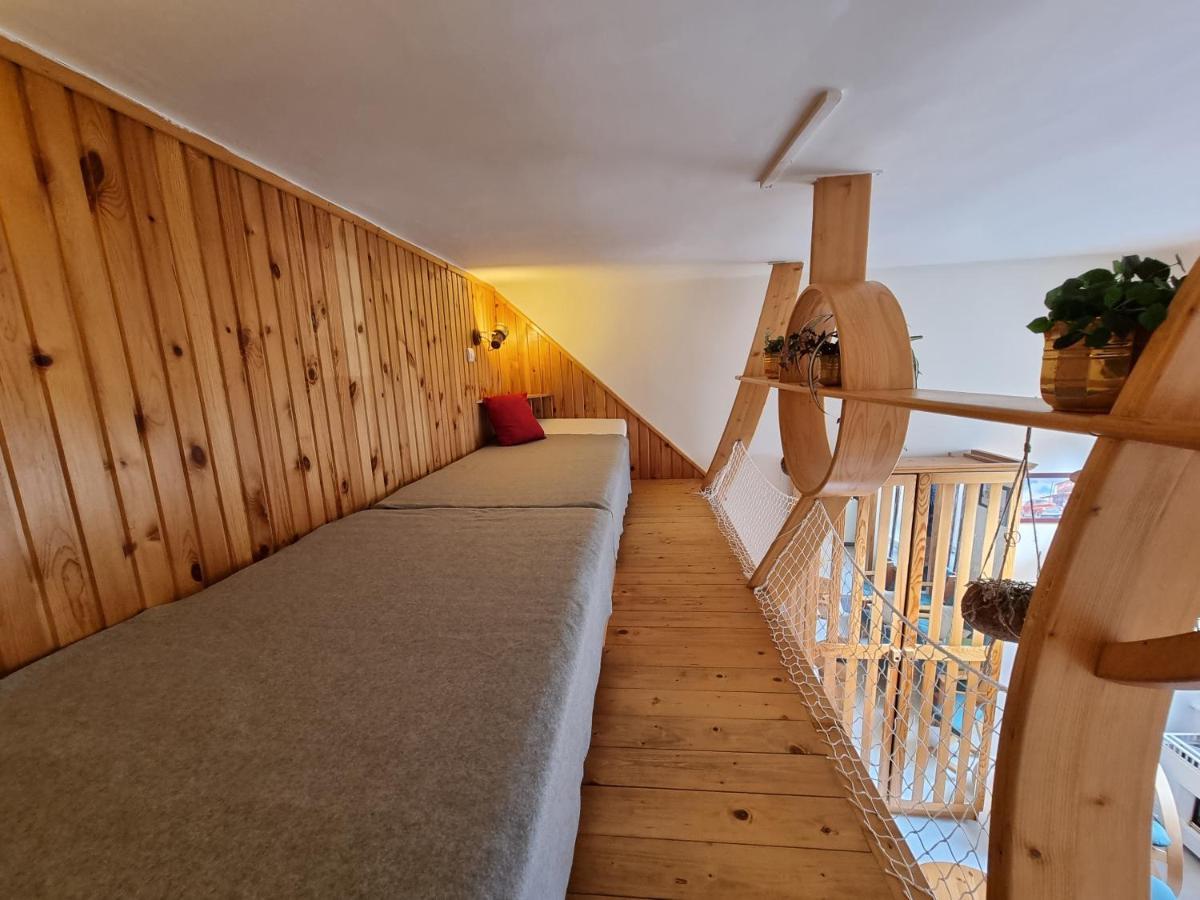 Little Cozy Apartman Miskolc Exterior foto